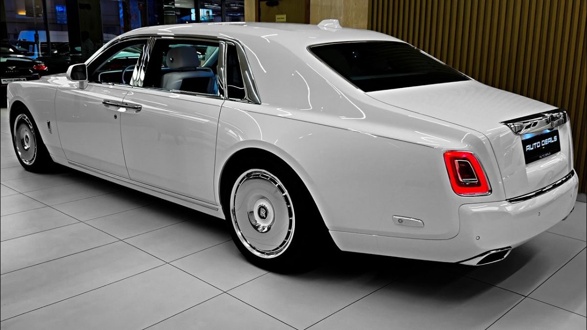 Rolls Royce Phantom 2026 La Nueva Berlina Ultra Lujo Que Representa la Máxima Exclusividad Automotriz
